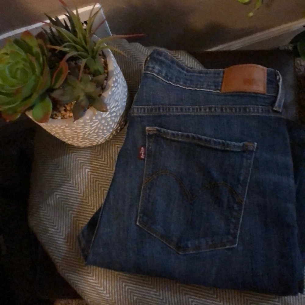 Jeans - Picture 3 of 3
